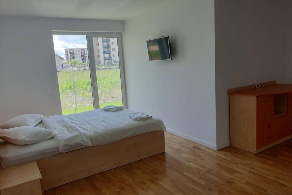 Garden Leisure Apartments Брашов Экстерьер фото