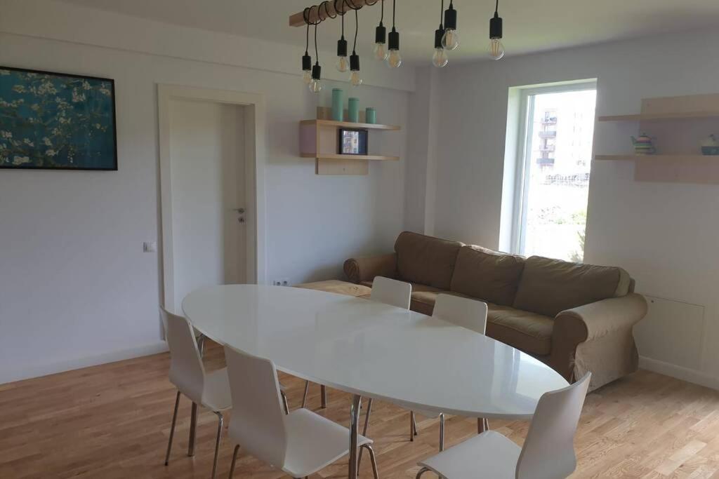 Garden Leisure Apartments Брашов Экстерьер фото